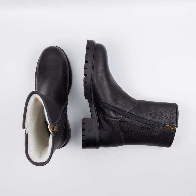 Saxen EP Black